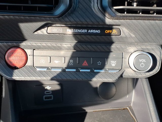 2024 Ford Mustang EcoBoost - Photo 13