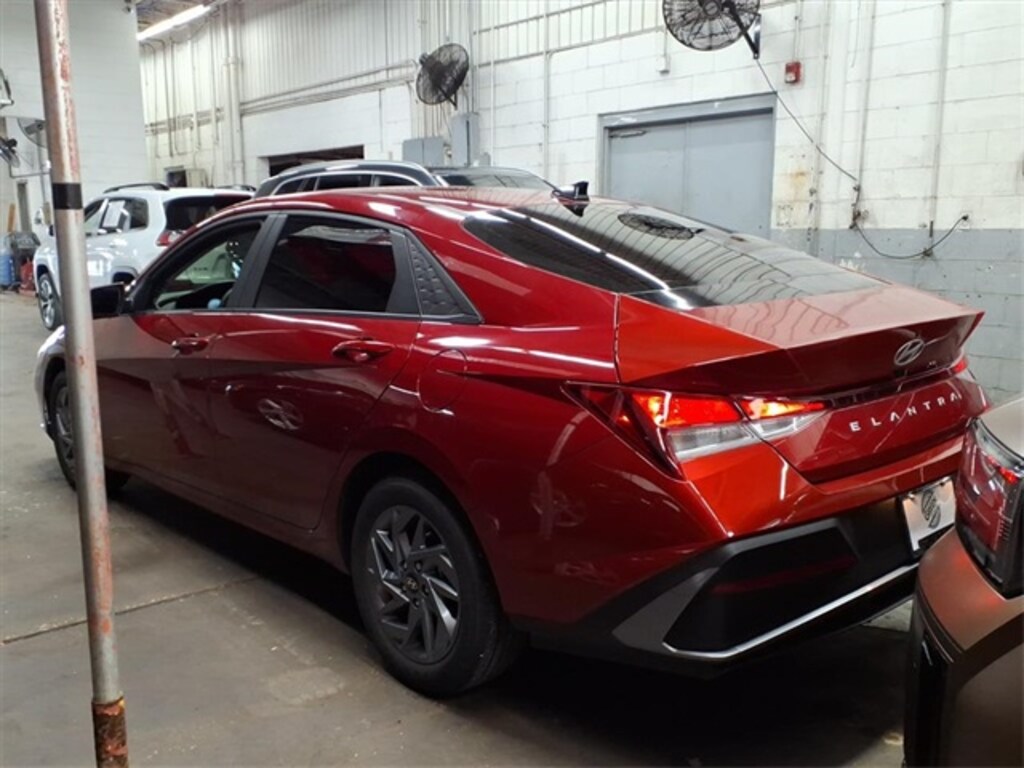 Certified 2024 Hyundai Elantra SEL Sedan