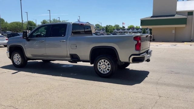2026 Chevrolet Silverado 3500HD LT - Photo 6