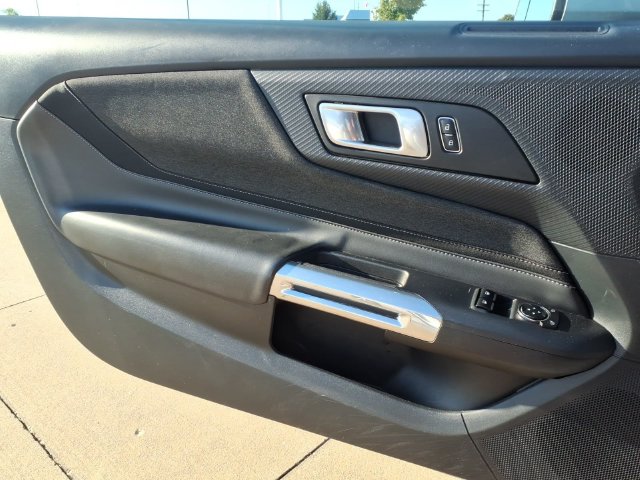 2024 Ford Mustang EcoBoost - Photo 18