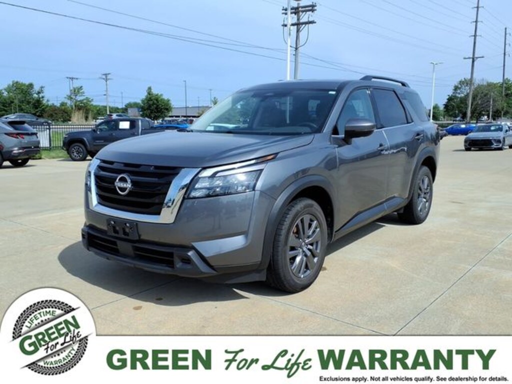 Used 2024 Nissan Pathfinder SV SUV