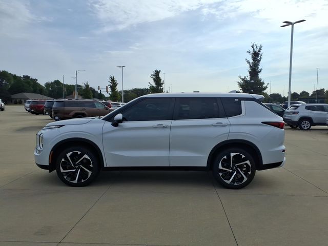Used 2024 Mitsubishi Outlander SE SUV