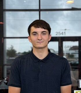 Staff member Daytona Rawlins from ID_de35c802664f