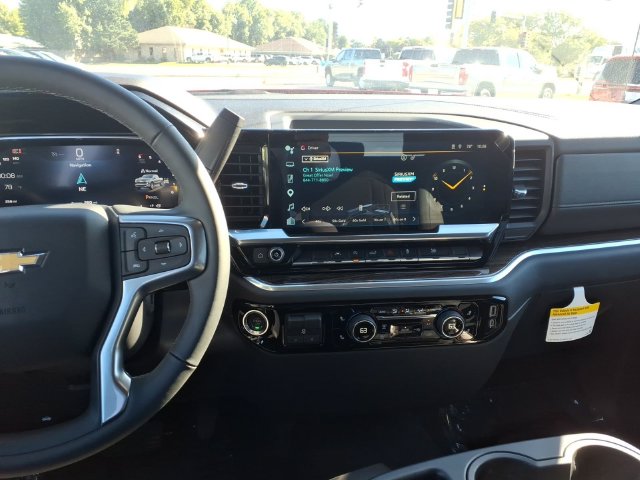 2026 Chevrolet Silverado 1500 LT - Photo 6