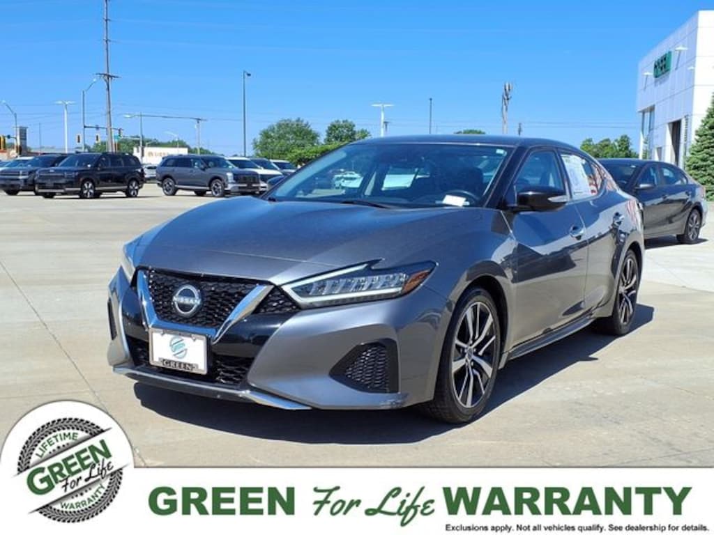 Used 2023 Nissan Maxima SV Sedan