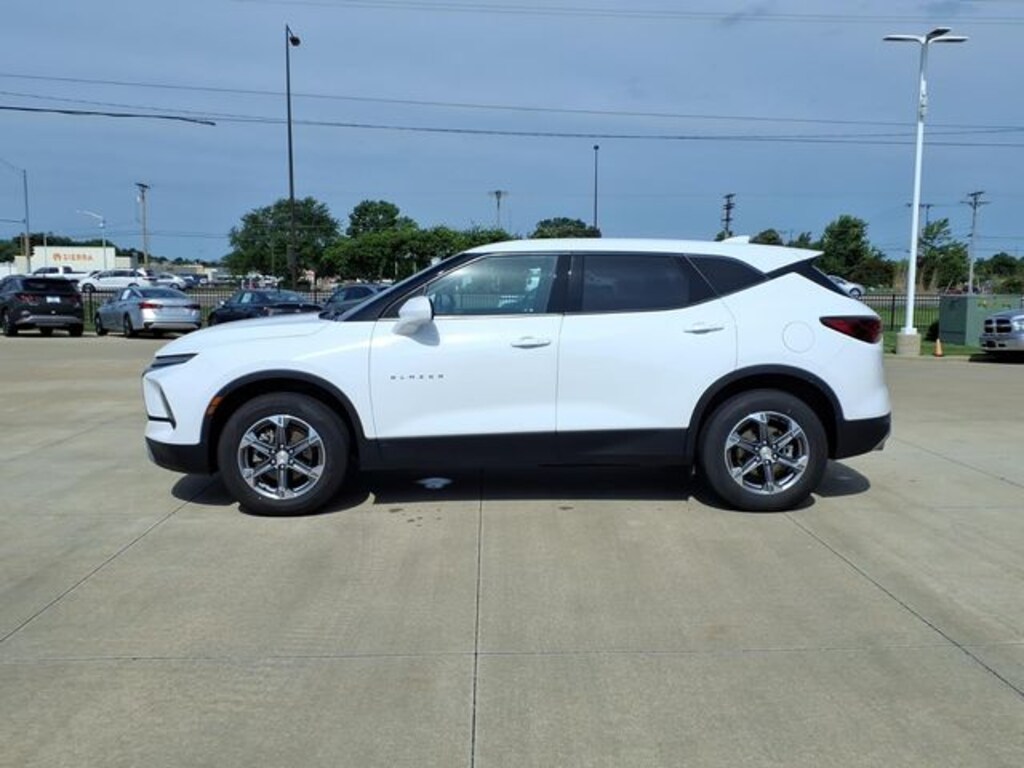 Used 2024 Chevrolet Blazer LT w/2LT SUV