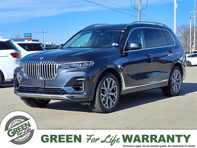 2019 BMW X7 50i's photo