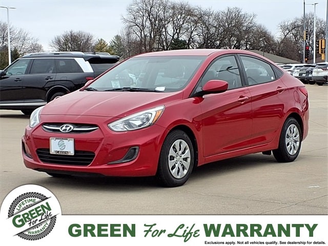 2017 Hyundai Accent SE's photo