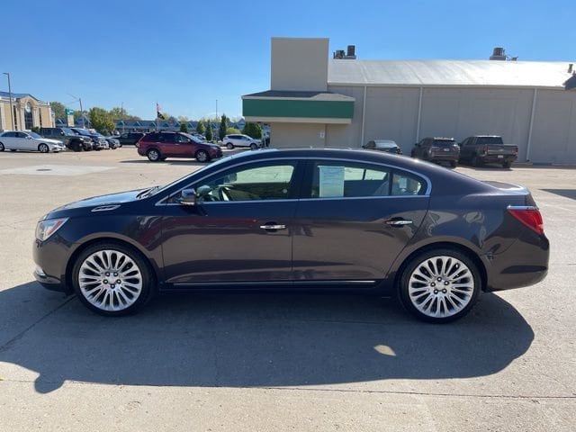 Used 2014 Buick LaCrosse Premium 2 with VIN 1G4GF5G38EF269809 for sale in Peoria, IL