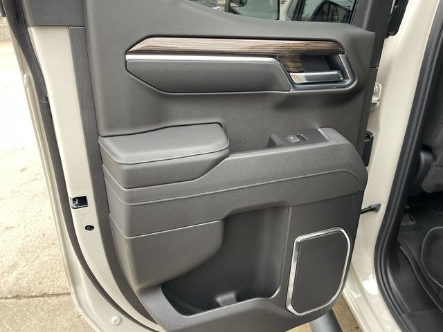 2026 Chevrolet Silverado 1500 RST - Photo 12