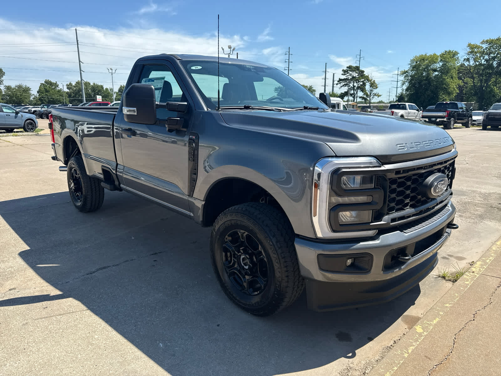 2025 Ford F-350 XL photo 3