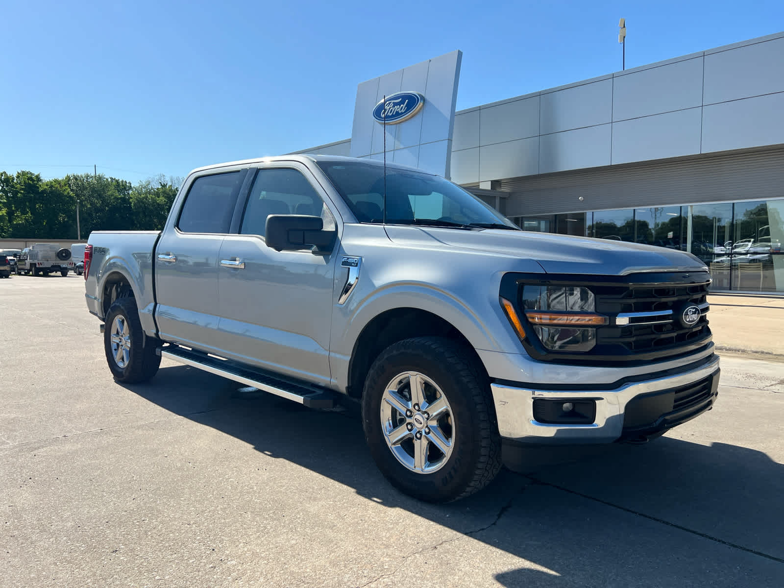 2024 Ford F-150 XLT photo 3