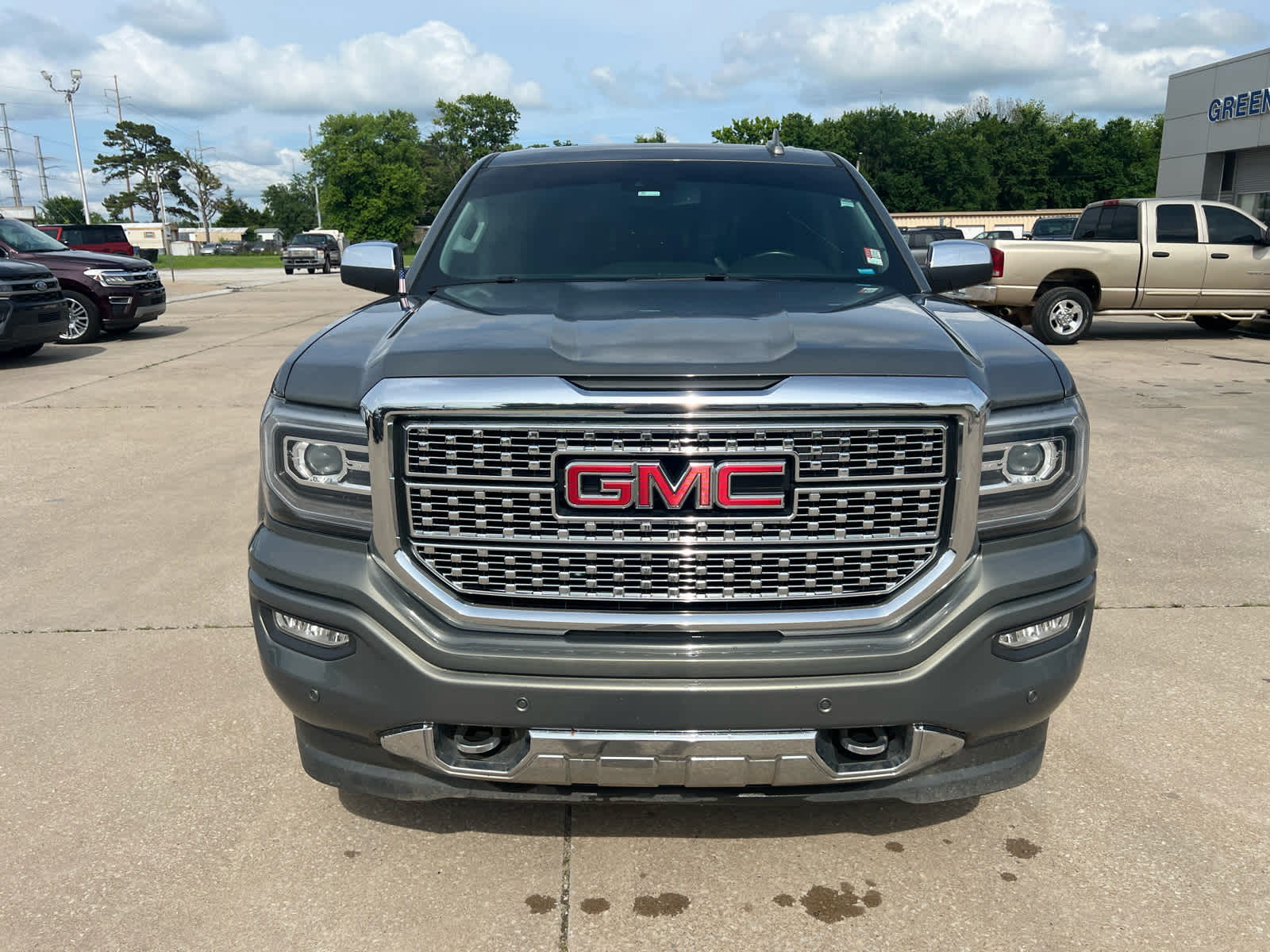 Used 2018 GMC Sierra 1500 Denali Denali with VIN 3GTU2PEJ6JG603991 for sale in Vinita, OK