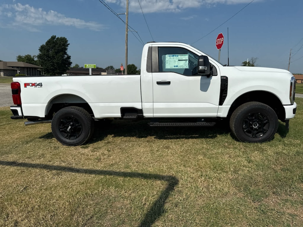 New 2025 Ford Super Duty F-350 SRW XL 4WD Reg Cab 8 Box Truck Regular Cab