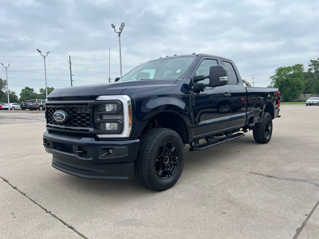 New 2025 Ford Super Duty F-350 SRW XL 4WD Supercab 8 Box Truck Super Cab