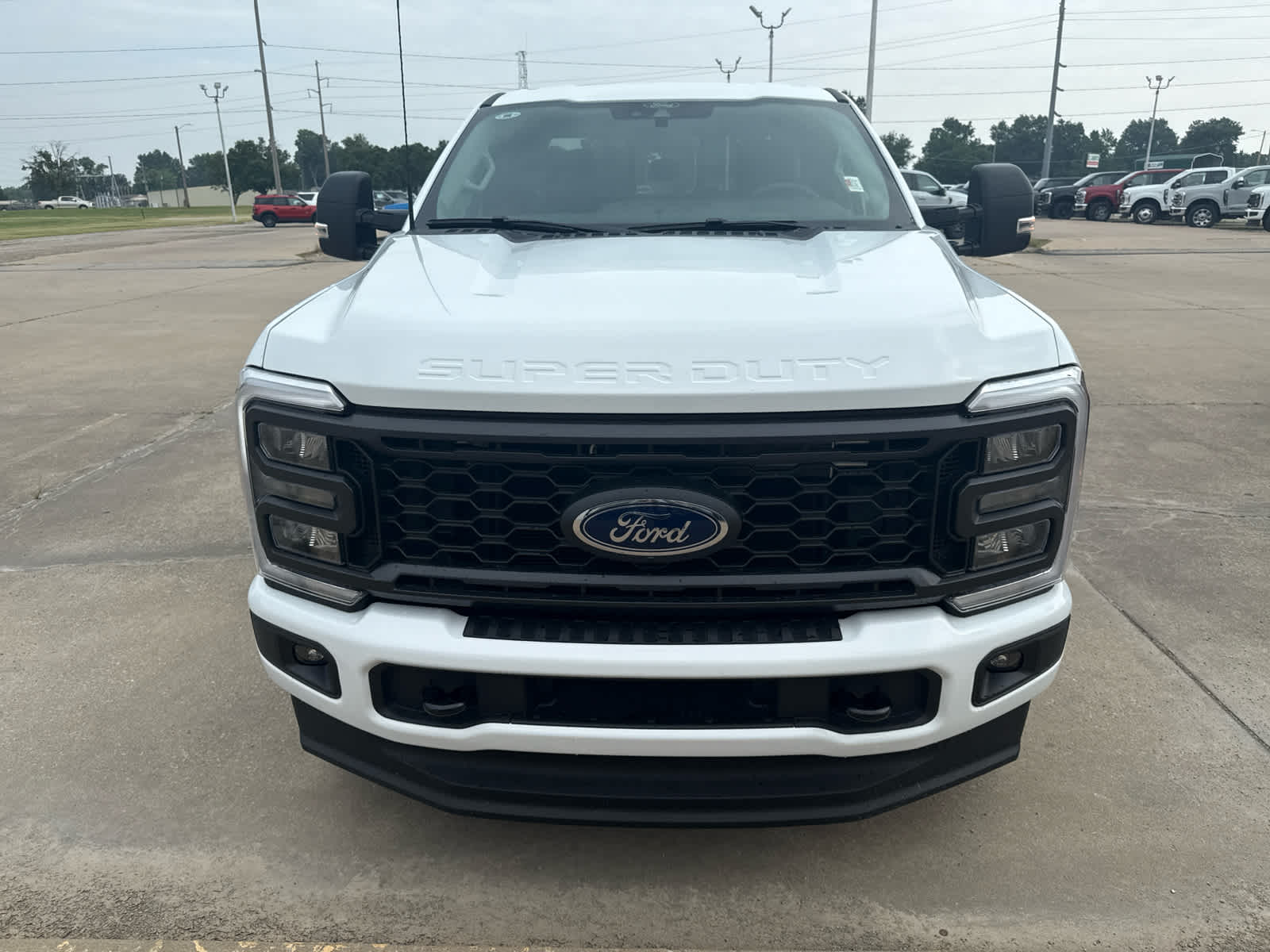 2025 Ford F-350 XL photo 2