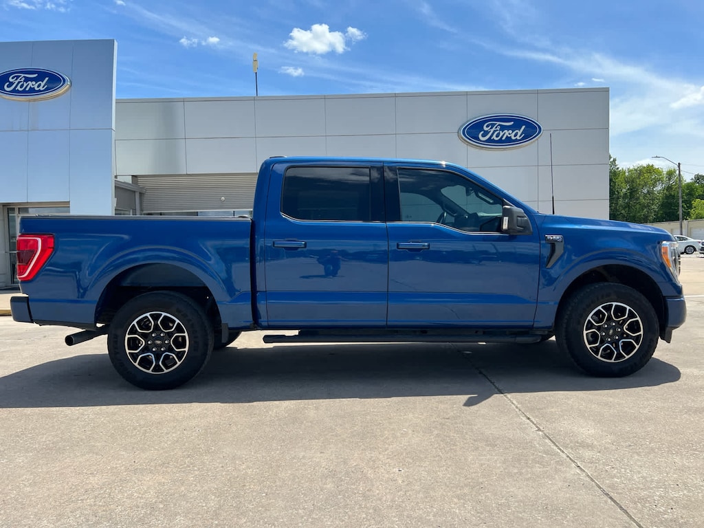 Used 2022 Ford F-150 XLT 4WD Supercrew 5.5 Box 4WD SuperCrew 5.5 Box