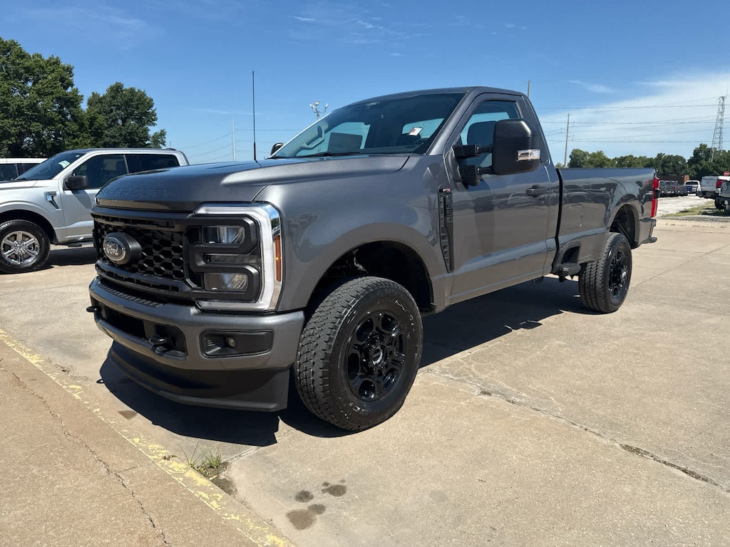 New 2025 Ford Super Duty F-350 SRW XL 4WD Reg Cab 8 Box Truck Regular Cab