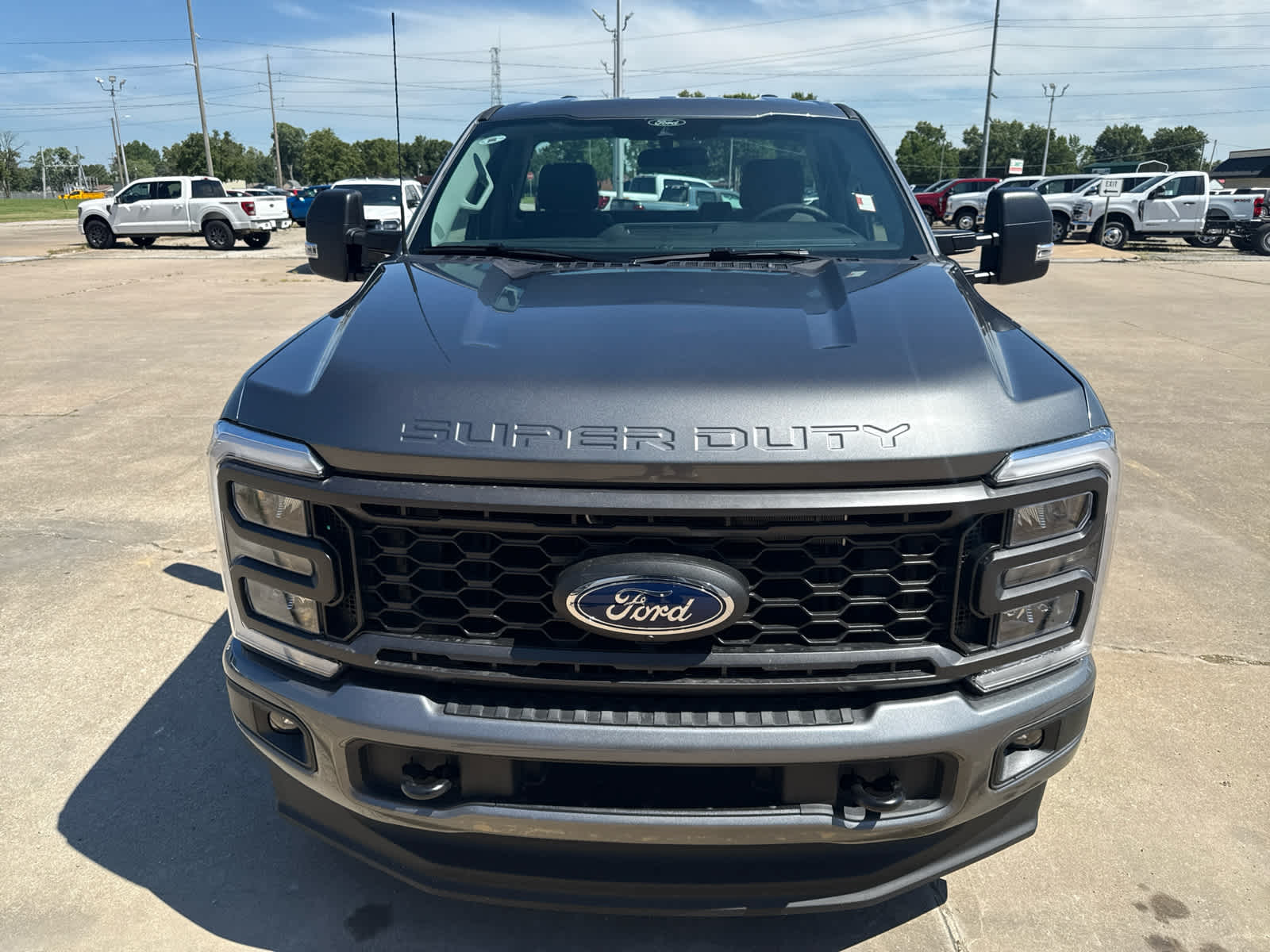 2025 Ford F-350 XL photo 2