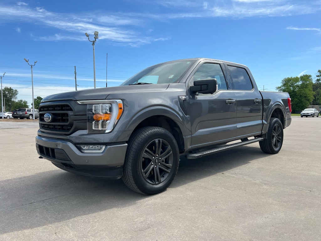 Used 2022 Ford F-150 XLT 4WD Supercrew 5.5 Box 4WD SuperCrew 5.5 Box