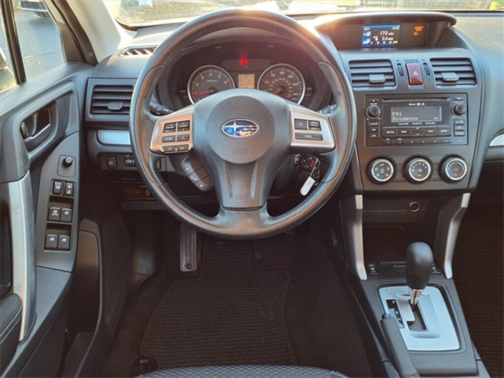 Used 2015 Subaru Forester 2.5i Premium (CVT) SUV