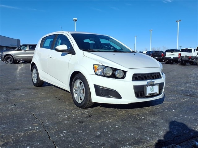 2014 Chevrolet Sonic LT's photo