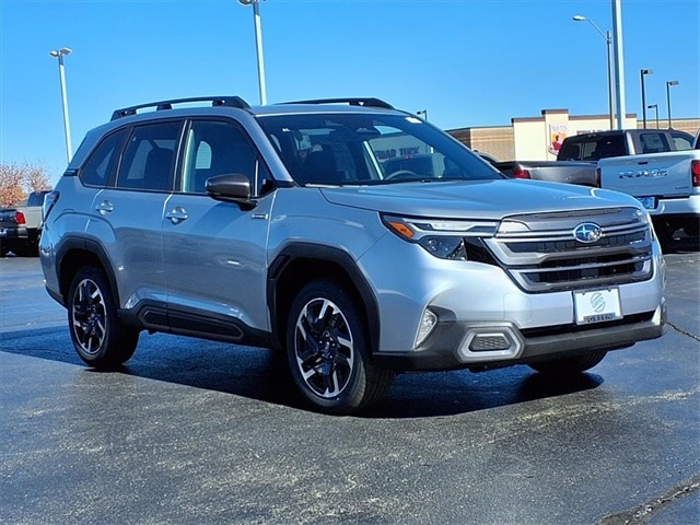 2025 Subaru Forester Limited's photo