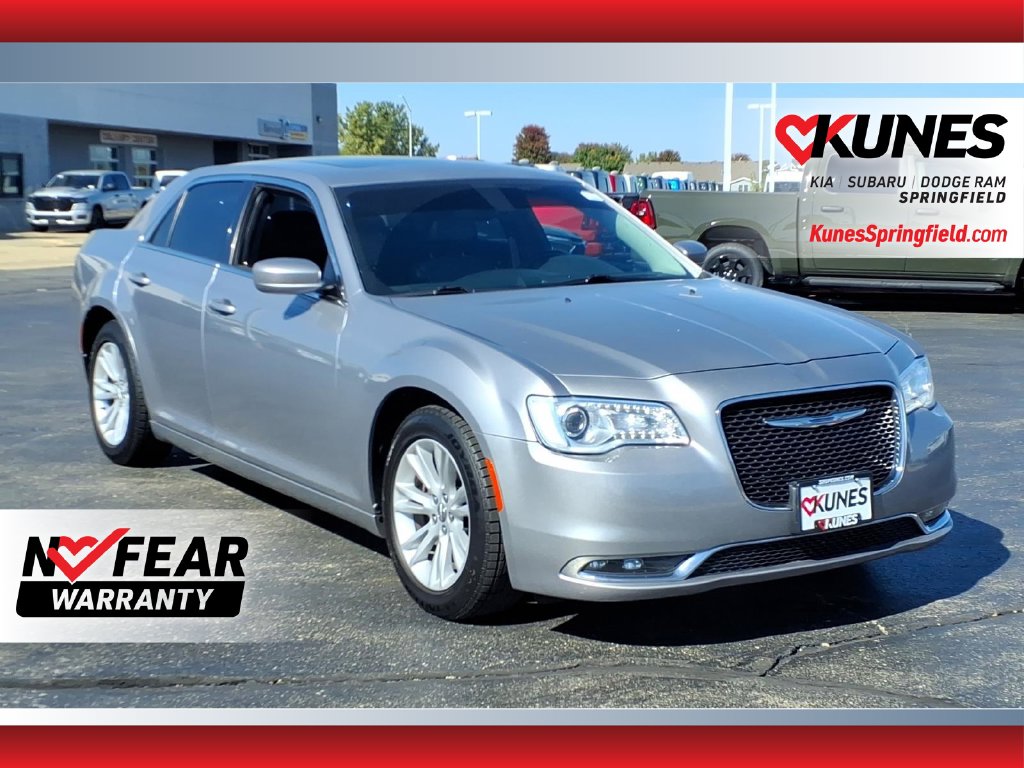 2017 Chrysler 300
