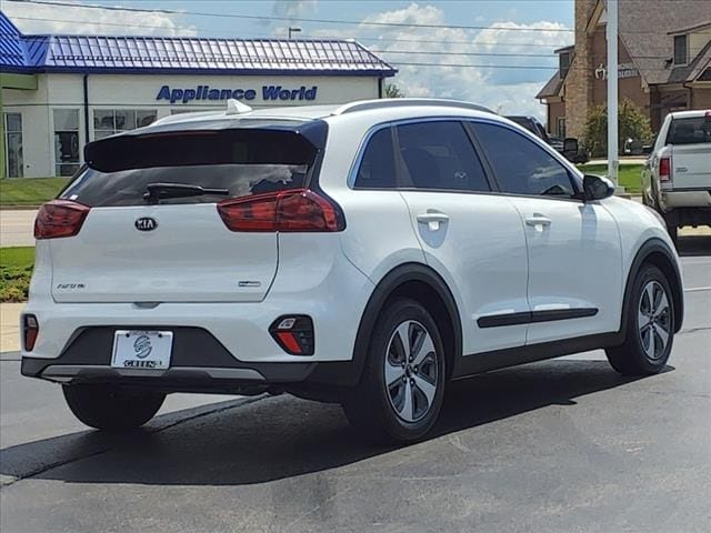 Certified 2021 Kia Niro LX with VIN KNDCB3LC1M5469573 for sale in Springfield, IL