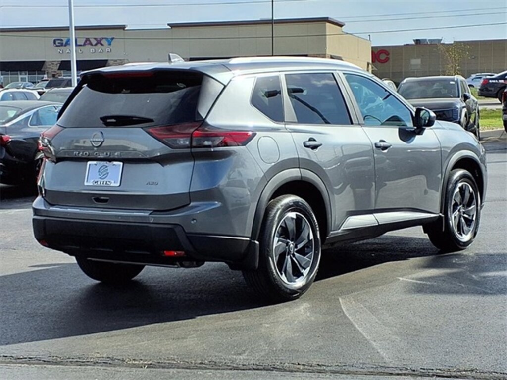 Used 2025 Nissan Rogue SV SUV