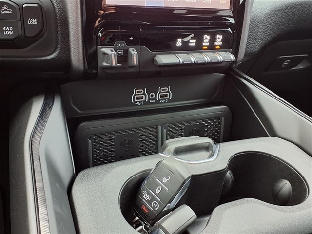 2026 RAM 2500 Rebel - Photo 9
