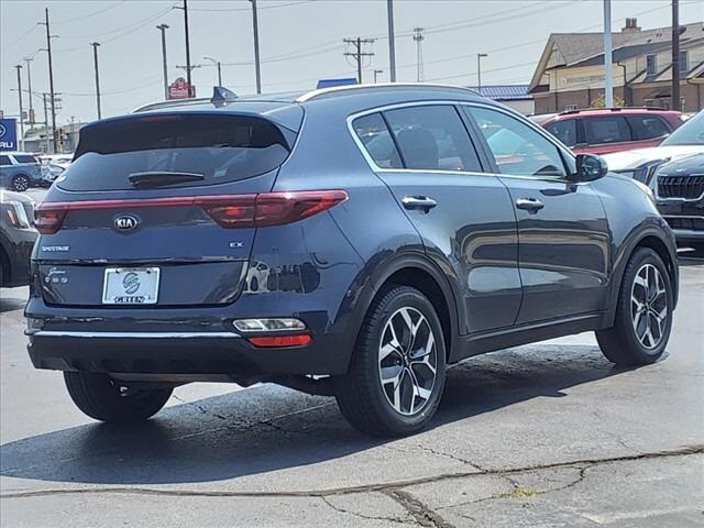 Certified 2021 Kia Sportage EX with VIN KNDPN3AC6M7856605 for sale in Springfield, IL