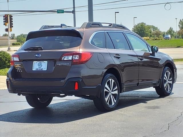 Used 2019 Subaru Outback Limited with VIN 4S4BSANC8K3234315 for sale in Springfield, IL