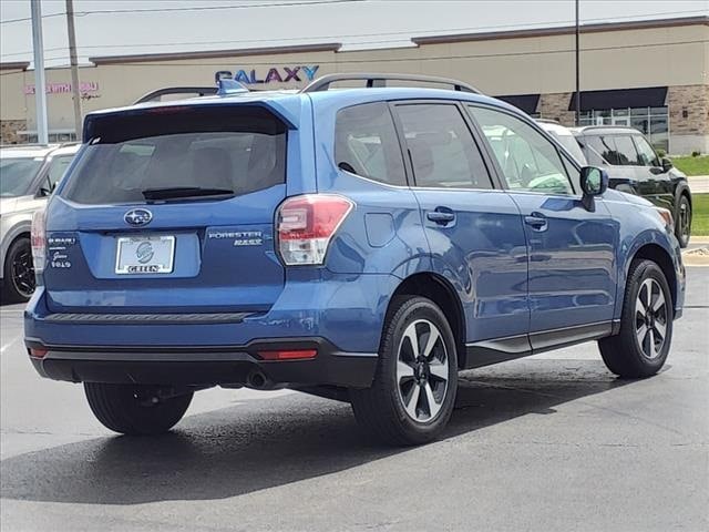 Used 2017 Subaru Forester Limited with VIN JF2SJAJC1HH586081 for sale in Springfield, IL