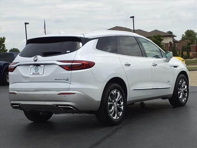 Used 2019 Buick Enclave Avenir with VIN 5GAEVCKW2KJ278780 for sale in Springfield, IL