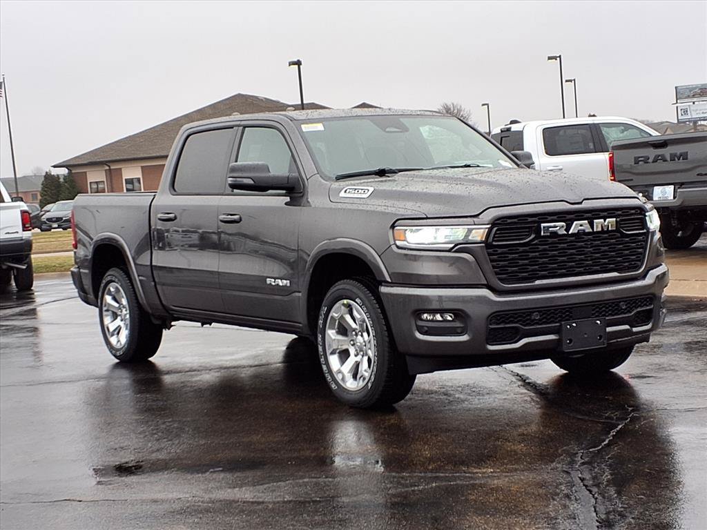 2026 Ram 1500 BIG HORN CREW CAB 4X4 5'7 BOX Pickup