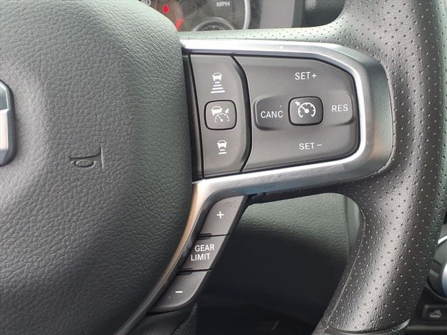2026 RAM 1500 Warlock - Photo 13