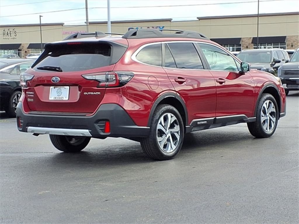 Used 2022 Subaru Outback Limited SUV