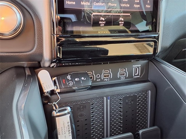 2026 RAM 1500 Laramie - Photo 9