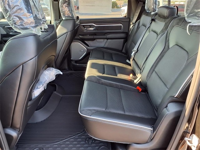 2026 RAM 1500 Laramie - Photo 21