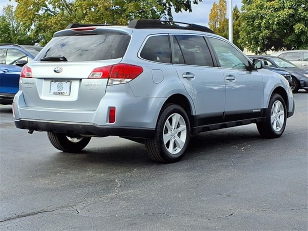 Used 2013 Subaru Outback 2.5i Premium SUV