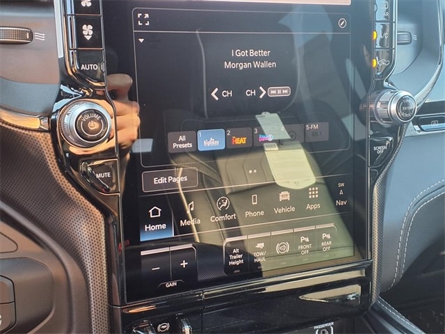 2026 RAM 3500 Limited - Photo 7