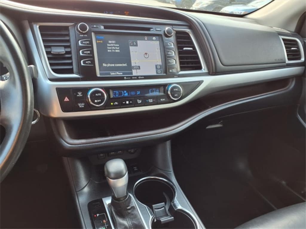 Used 2017 Toyota Highlander SUV