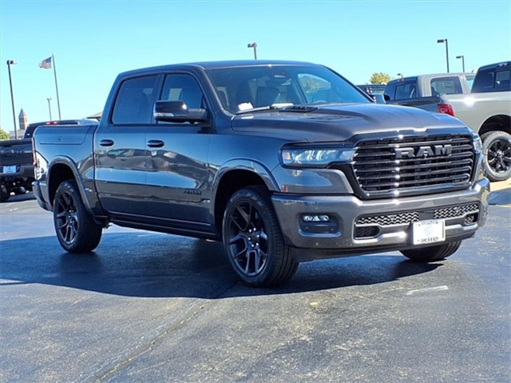 New 2026 Ram 1500 LARAMIE CREW CAB 4X4 5'7 BOX Pickup