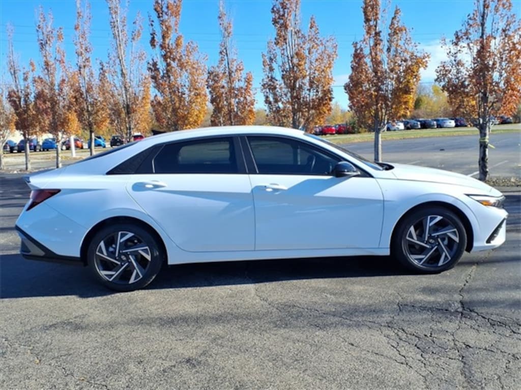 Certified 2025 Hyundai Elantra SEL Sport Sedan