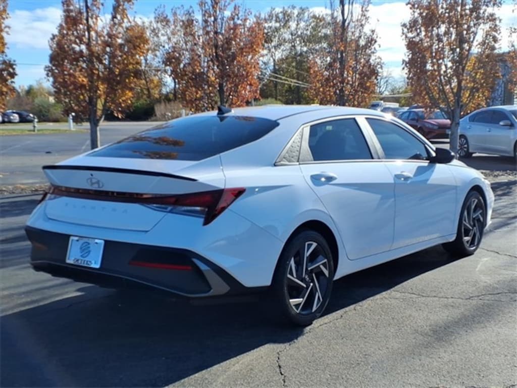 Certified 2025 Hyundai Elantra SEL Sport Sedan