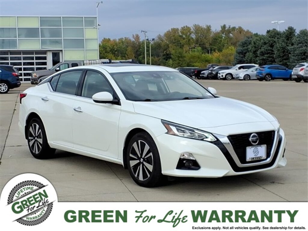 Used 2022 Nissan Altima 2.5 SL Sedan