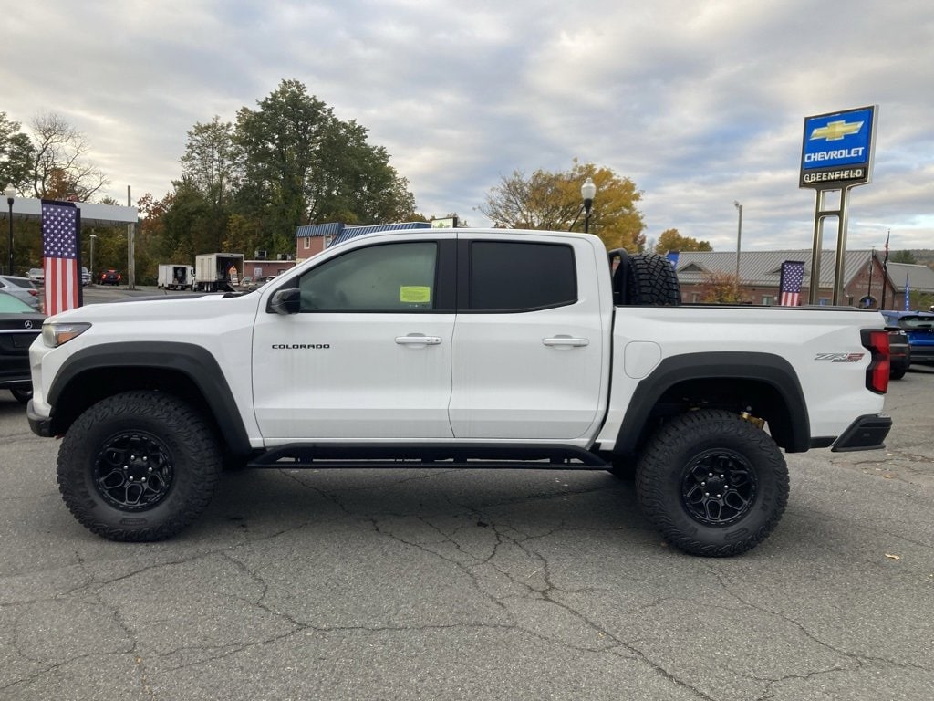 New 2024 Chevrolet Colorado ZR2 Truck