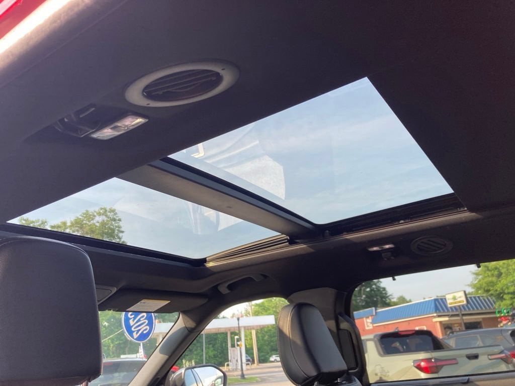2023 Ford Explorer ST - Photo 15