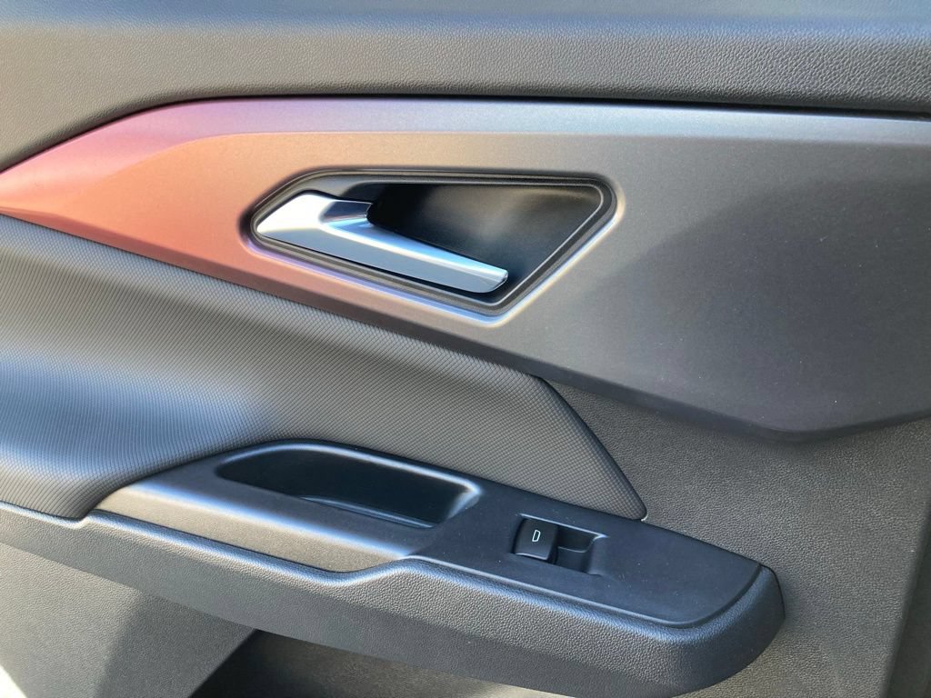2026 Chevrolet Equinox EV RS - Photo 17